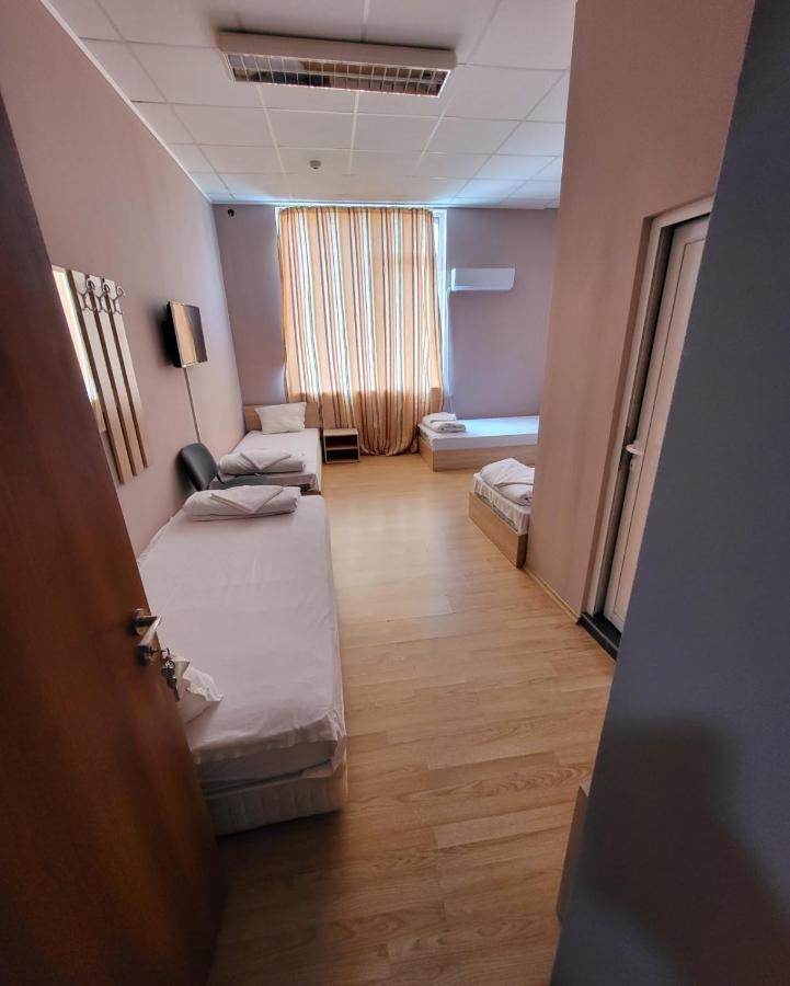 Provans Famili Hotel Letnica Zewnętrze zdjęcie