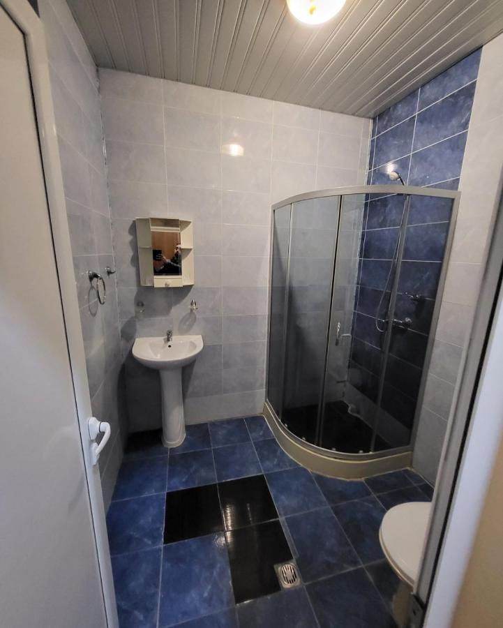 Provans Famili Hotel Letnica Zewnętrze zdjęcie