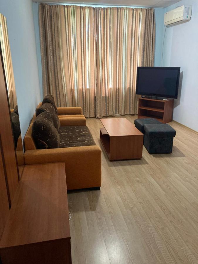 Provans Famili Hotel Letnica Zewnętrze zdjęcie