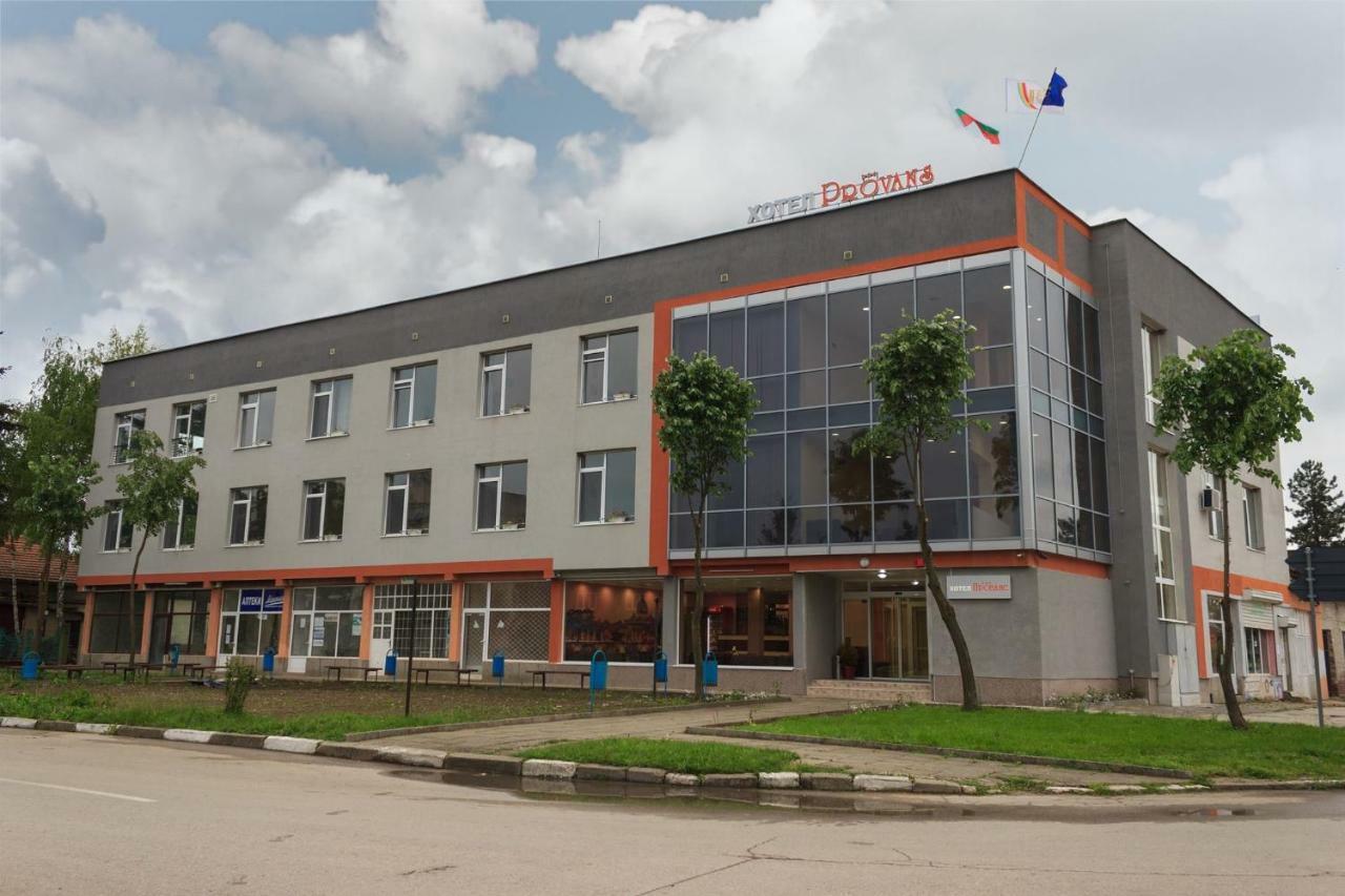 Provans Famili Hotel Letnica Zewnętrze zdjęcie
